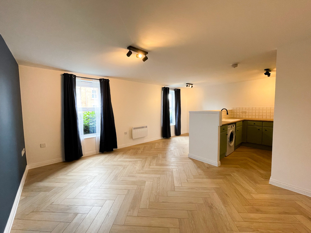 2 Bed Flat purchased at auction for 50% BMV - Infinite ROI